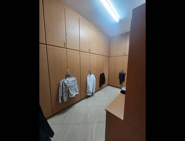 5 BEDROOM HOUSE FOR SALE IN ERASMIA